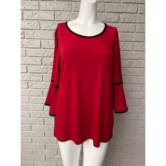 D&Co. Red With Contrast Trim Bell Sleeve Top Size S - Picture 1 of 8